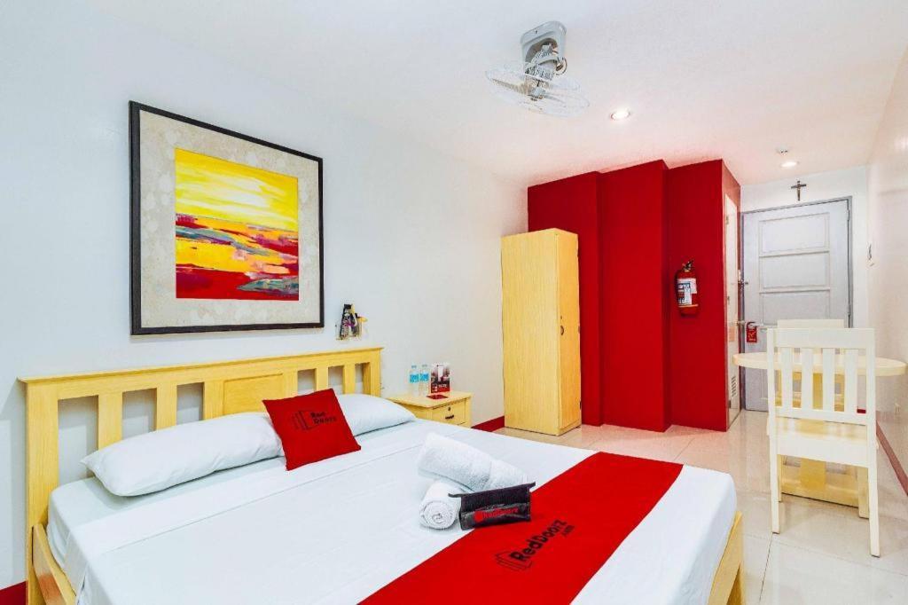 Reddoorz Near Cebu Metropolitan Cathedral Ξενοδοχείο Εξωτερικό φωτογραφία