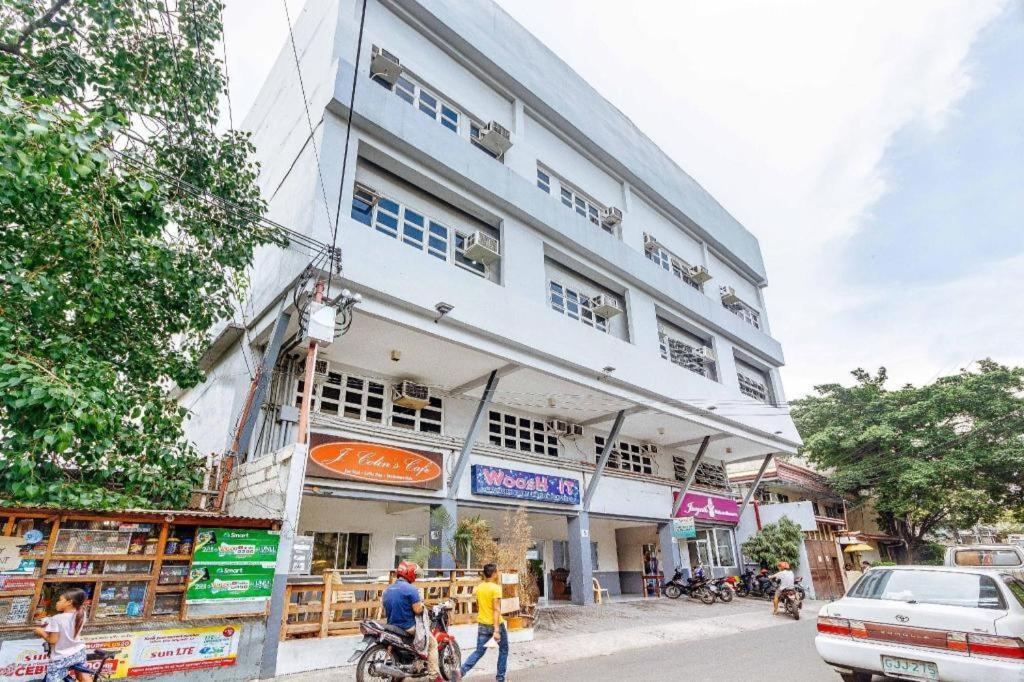 Reddoorz Near Cebu Metropolitan Cathedral Ξενοδοχείο Εξωτερικό φωτογραφία