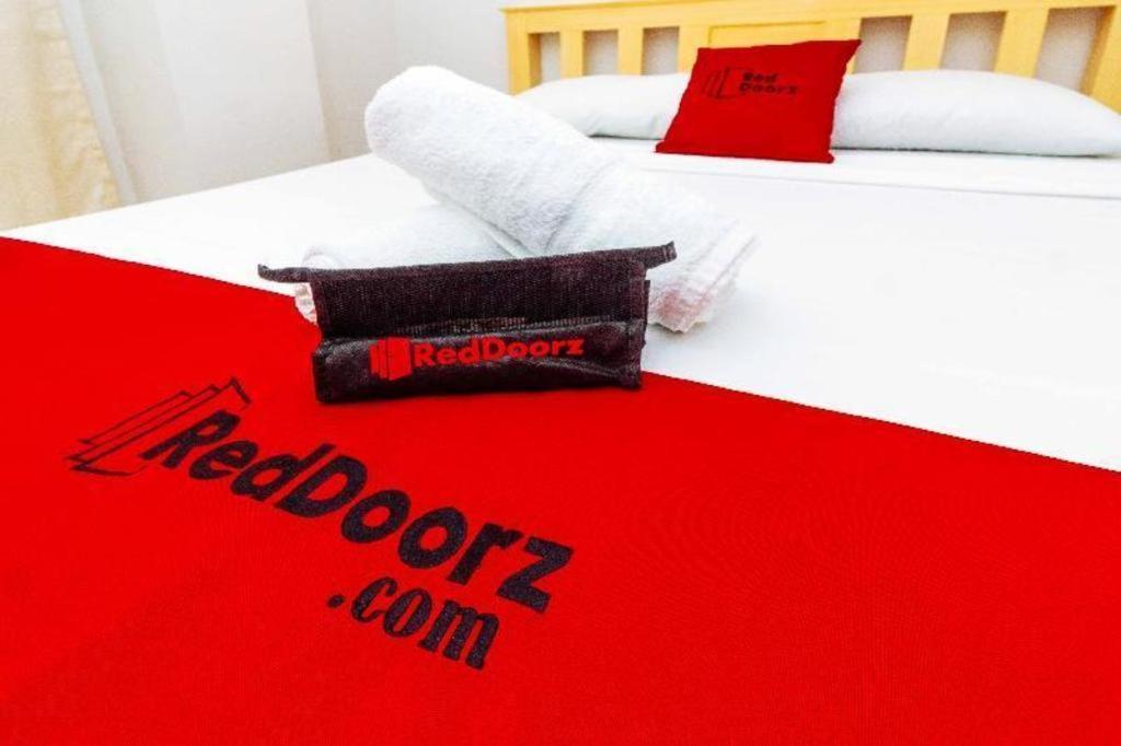 Reddoorz Near Cebu Metropolitan Cathedral Ξενοδοχείο Εξωτερικό φωτογραφία