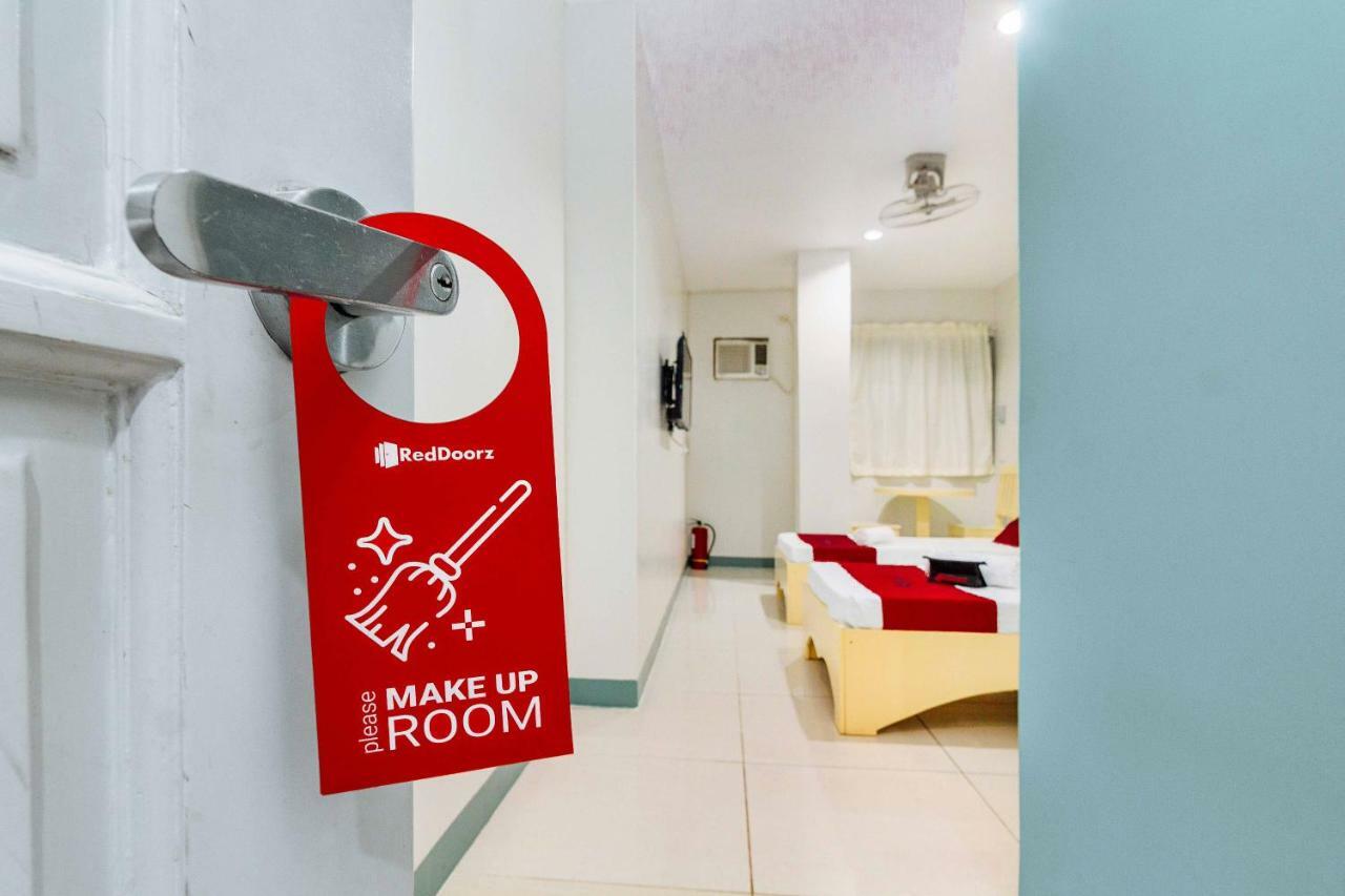 Reddoorz Near Cebu Metropolitan Cathedral Ξενοδοχείο Εξωτερικό φωτογραφία
